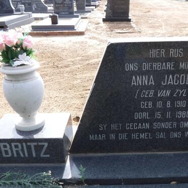 BRITZ Lodewyk Johannes 1907-1991 &amp; Anna Jacoba VAN ZYL 1910-1980