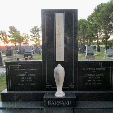 BARNARD Johannes Hendrik 1897-1979 &amp; Petronella Egbertha 1903-1979