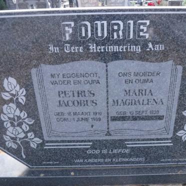 FOURIE Petrus Jacobus 1910-1999 &amp; Maria Magdalena 1920-