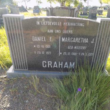 GRAHAM Daniel E. 1901-1977 &amp; Margaretha J. MOSTERT 1909-1977