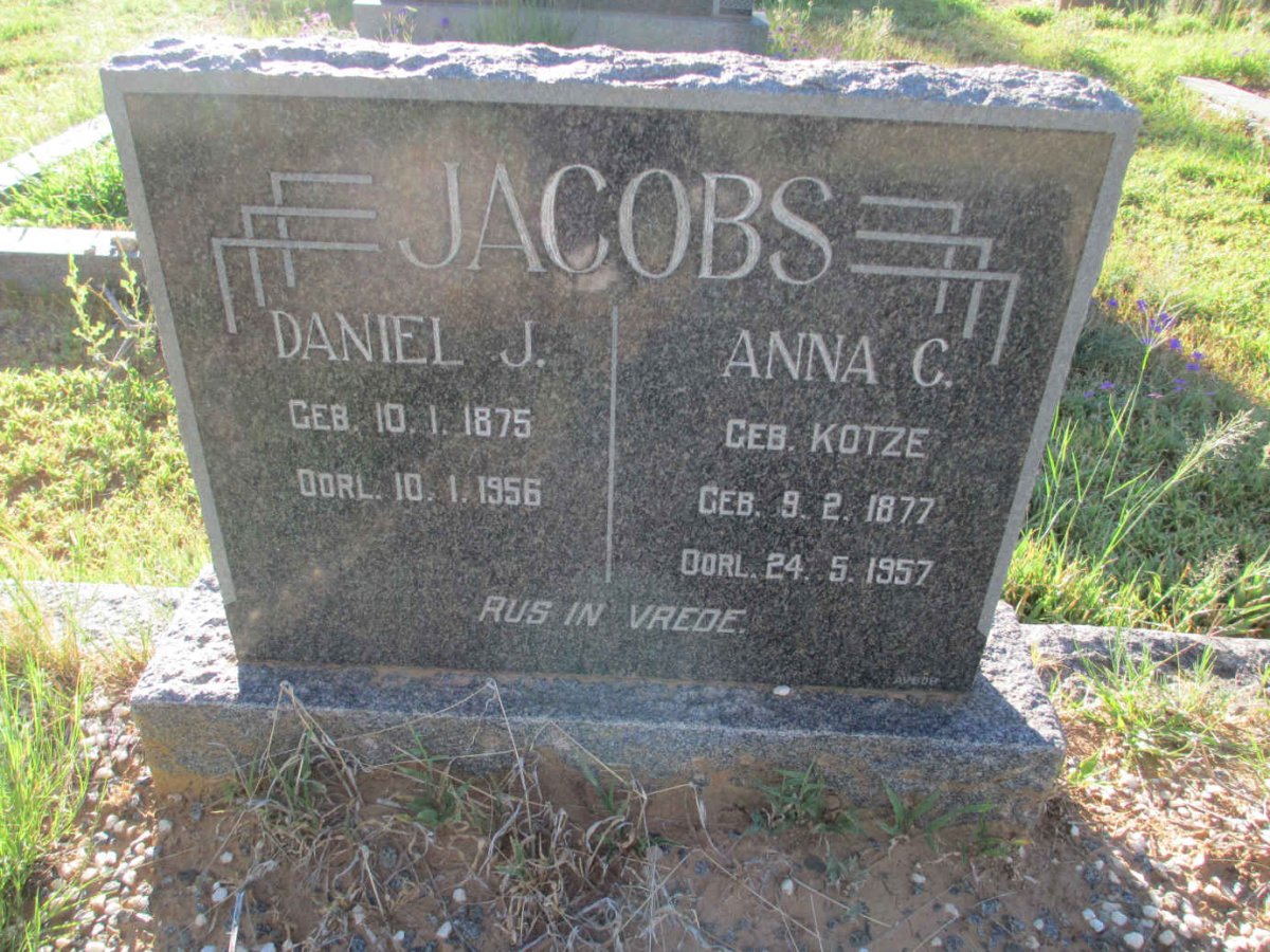 JACOBS Daniel J. 1875-1956 &amp; Anna C. KOTZE 1877-1957