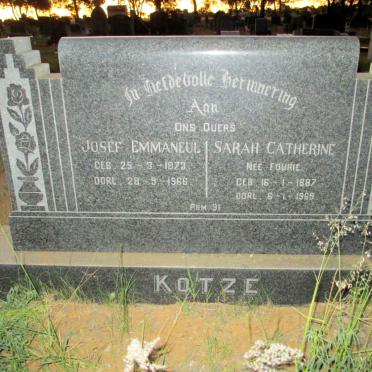 KOTZÉ Josef Emmaneul 1873-1966 &amp; Sarah Catherine FOURIE 1887-1965