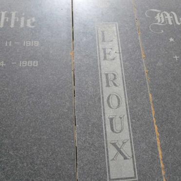 ROUX Attie, le 1919-1988 &amp; Marietjie 1929-