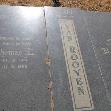 ROOYEN Thomas J., van 1913-1989 &amp; Hester J.M. 1923-2016