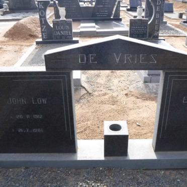 VRIES John Low, de 1912-1981 &amp; Elsie Maria 1920-1997