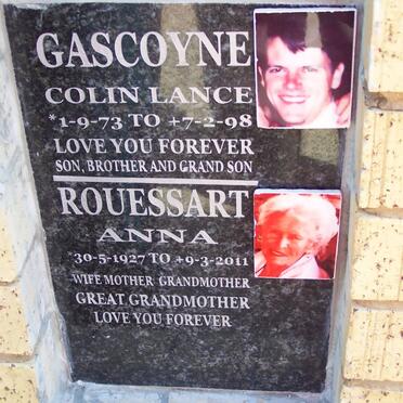 GASCOYNE Colin Lance 1973-1998 :: ROUESSART Anna 1927-2011