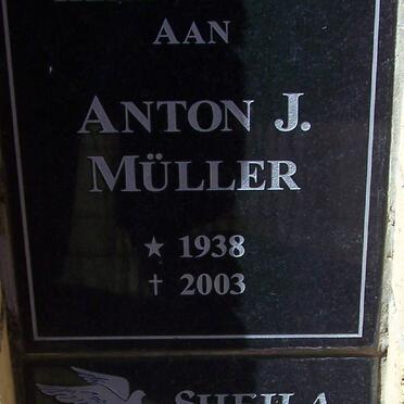 MULLER Anton J. 1938-2003 :: PIERDICA Sheila 1934-1998