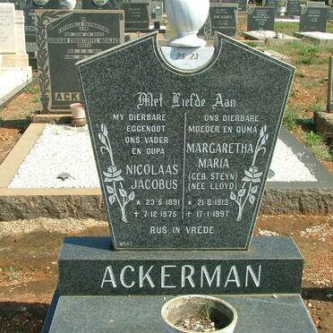 ACKERMAN Nicolaas Jacobus 1891-1975 Margaretha Maria LLOYD nee STEYN 1913-1997