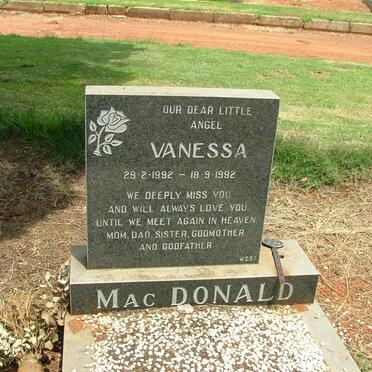 DONALD Vanessa, Mac 1992-1992