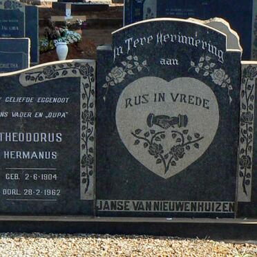 NIEUWENHUIZEN Theodorus Hermanus, Janse van 1904-1962 &amp; Hester Hendrina Aletta 1905-1993