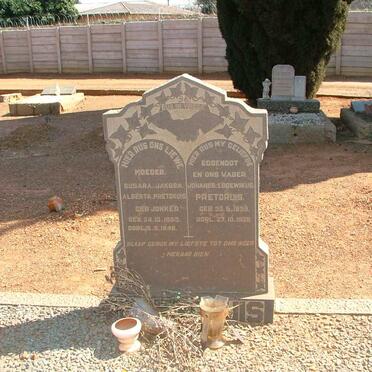 PRETORIUS Johannes Lodewikus 1858-1938 &amp; Susara Jakoba Alberta JONKER 1865-1948