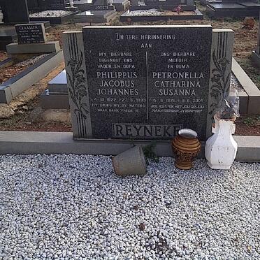 REYNEKE Philippus Jacobus Johannes 1922-1985 &amp; Petronella Catharina Susanna 1926-2004