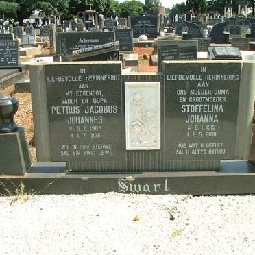 SWART Petrus Jacobus Johannes 1909-1976 &amp; Stoffelina Johanna 1915-2001