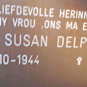DELPORT Susan 1944-2012