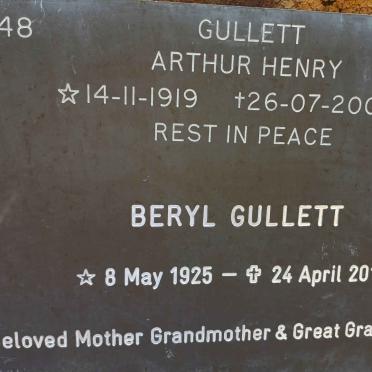 GULLETT Arthur Henry 1919-2002 &amp; Beryl 1925-2019
