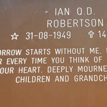 ROBERTSON Ian Q.D. 1949-2010