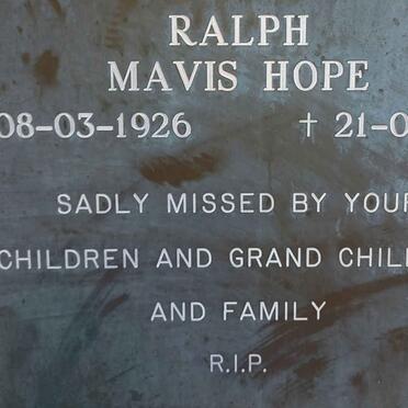 RALPH Mavis Hope 1926-2001