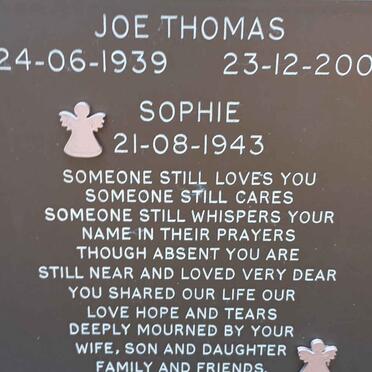 THOMAS Joe 1939-2001 &amp; Sophie 1943-