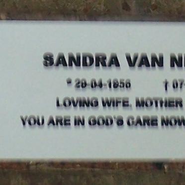 NIEKERK Sandra, van 1956-2001