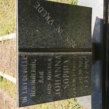 BEUKES Johanna Sophia nee ENGELBRECHT 1912-1987