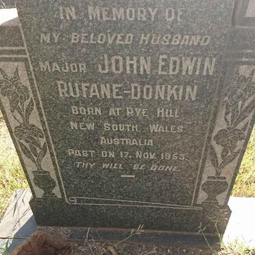 D - Vanne :: Surnames - D