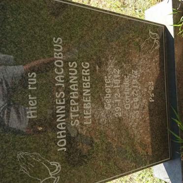 LIEBENBERG Johannes Jacobus Stephanus 1912-1977 &amp; Louisa Aletta MATTHEE 1915-2003