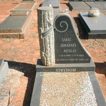 STRYDOM Sarel Johannes Nicolas 1951-1968