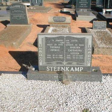STEENKAMP Thomas Petrus 1881-1985 &amp; Martha Catharina Louisa 1895-1983