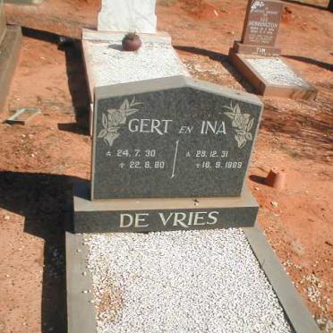 VRIES Gert, de 1930-1980 &amp; Ina 1931-1989