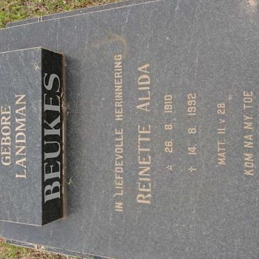 BEUKES Reinette Alida nee LANDMAN 1910-1992