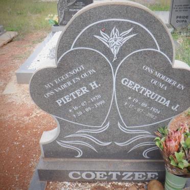 COETZEE Pieter H. 1920-1999 &amp; Gertruida J. 1924-2002