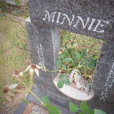 MINNIE Johan 1933-2004 &amp; Hendrika 1940-1998