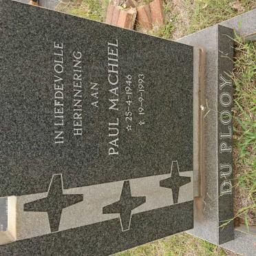 PLOOY Paul Machiel, du 1946-1993