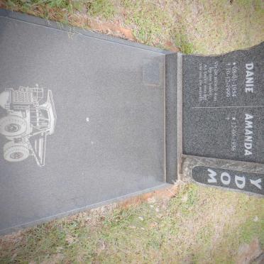 STRYDOM Danie 1954-1999 &amp; Amanda 1956-
