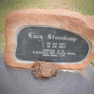 STEENKAMP Lucy 1907-1997