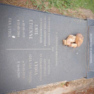 VILLIERS Emil Etienne, de 1919-2004 &amp; Lydia VAN TONDER 1919-2009