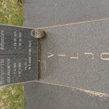VILJOEN Christoffel Johannes 1904-1995 &amp; Susara Margaretha RADEMEYER 1904-1995