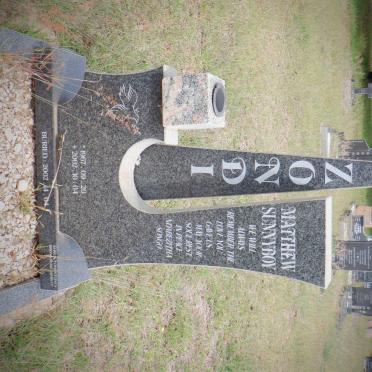 ZONDI Matthew Sunnyboy 1967-2002