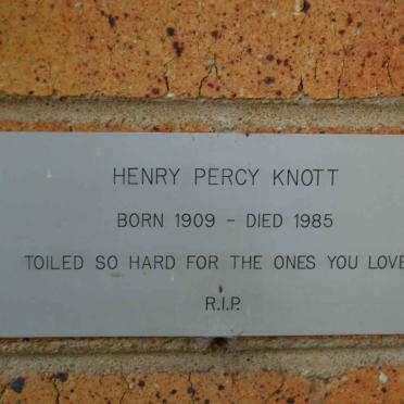KNOTT Henry Percy 1909-1985