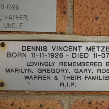 METZER Dennis Vincent 1926-1992