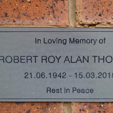 THOMSON Robert Roy Alan 1942-2015