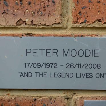 MOODIE Peter 1972-2008