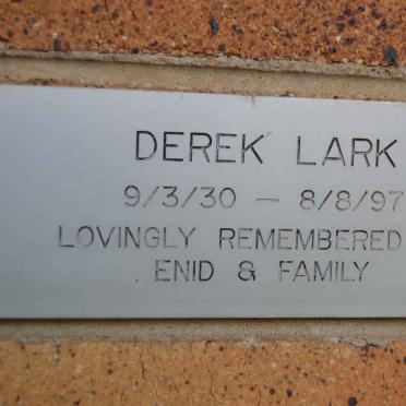 LARK Derek 1930-1997