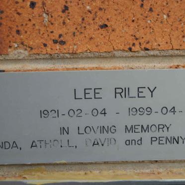 RILEY Lee 1921-1999