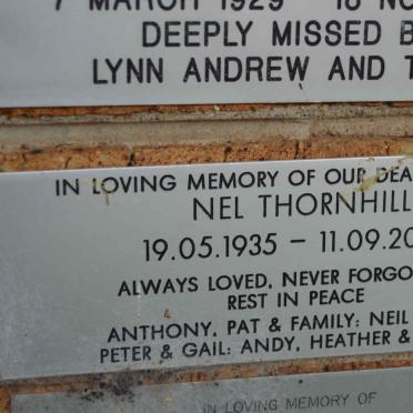 THORNHILL Nel 1935-2013