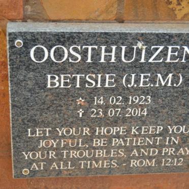 OOSTHUIZEN J.E.M. 1923-2014