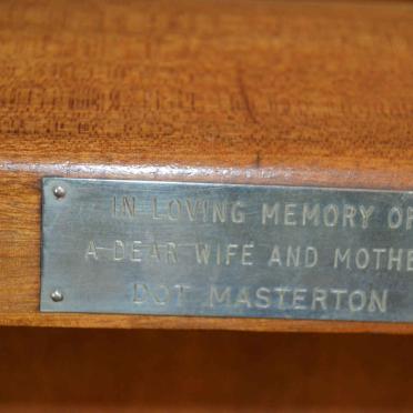 MASTERTON Dot
