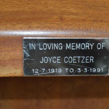 COETZER Joyce 1919-1991
