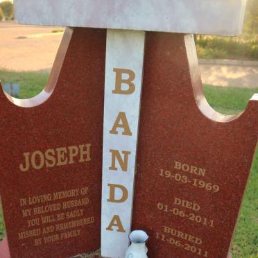 BANDA Joseph 1969-2011