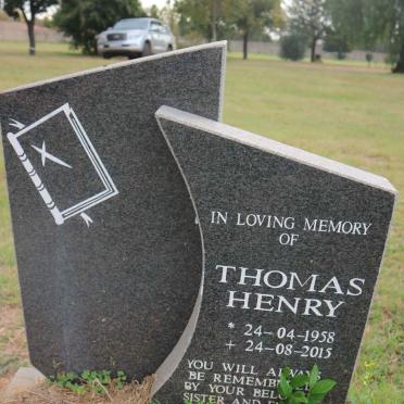 HENRY Thomas 1958-2015